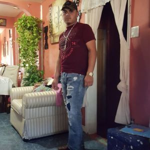 Meet your Posher, Roberto